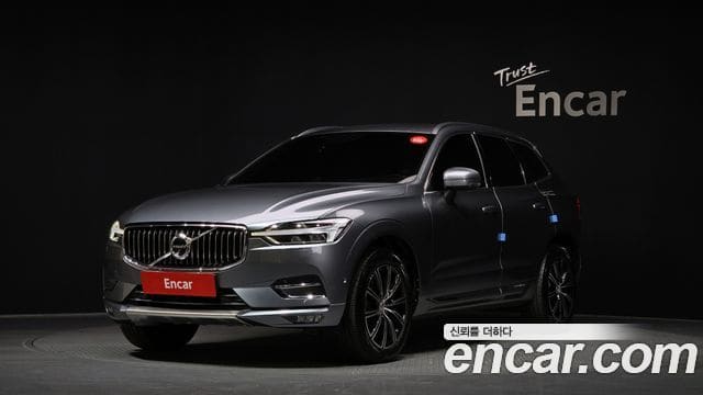 Volvo XC60 — фото 1