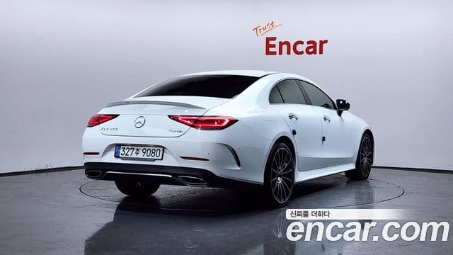 Mercedes-Benz CLS-Class — фото 1