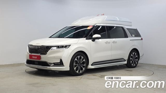 Kia Carnival — фото 1
