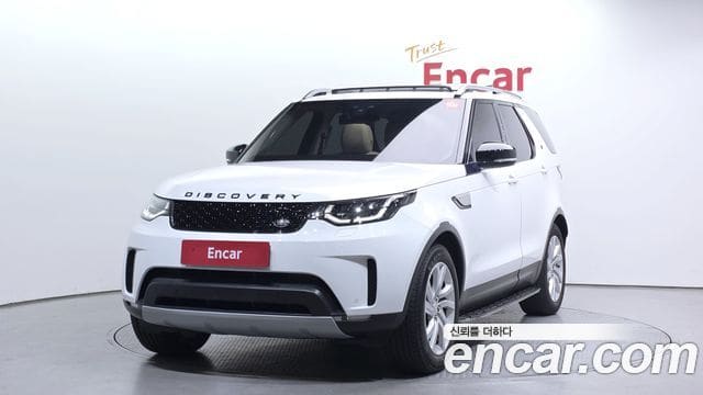 Land Rover Discovery 5 — фото 1