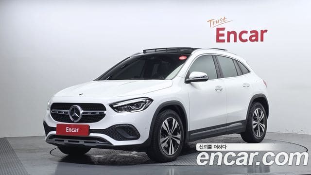 Mercedes-Benz GLA-Class — фото 1