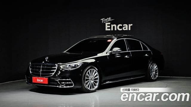 Mercedes-Benz S-Class — фото 1