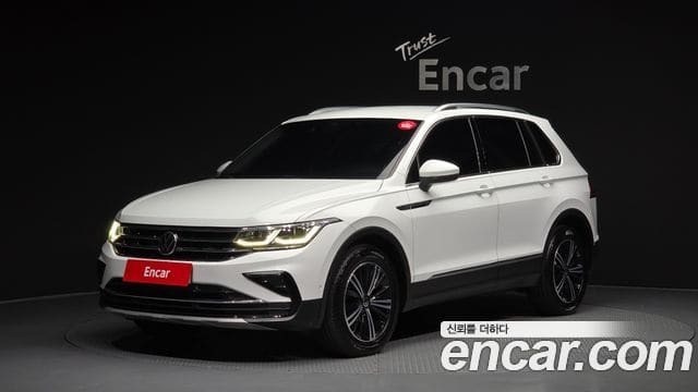 Volkswagen Tiguan — фото 1