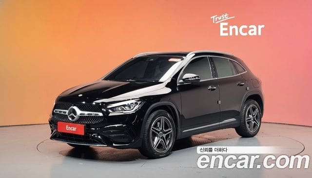 Mercedes-Benz GLA-Class — фото 1