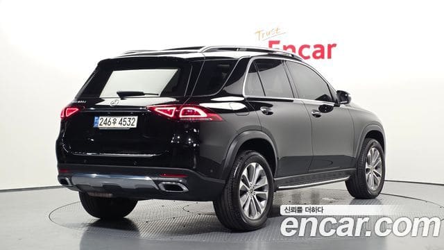 Mercedes-Benz GLE-Class — фото 1
