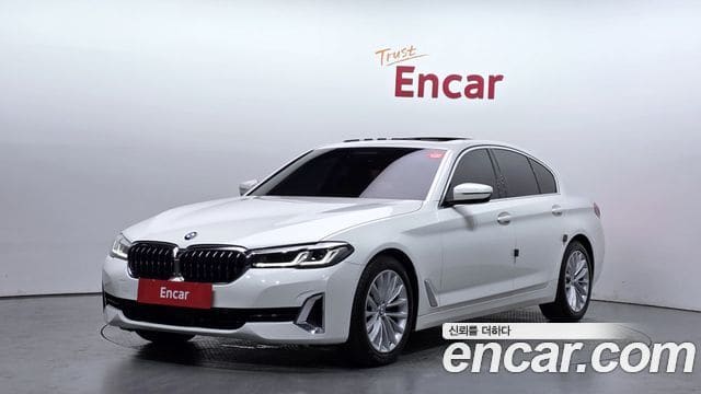 BMW 5 Series — фото 1