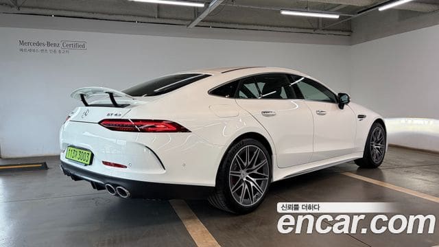 Mercedes-Benz AMG GT — фото 1