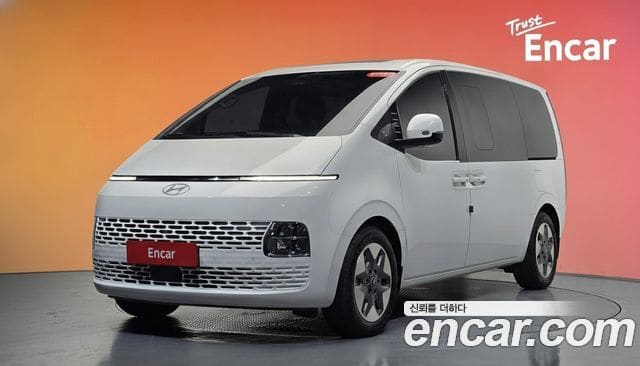 Hyundai Staria — фото 1