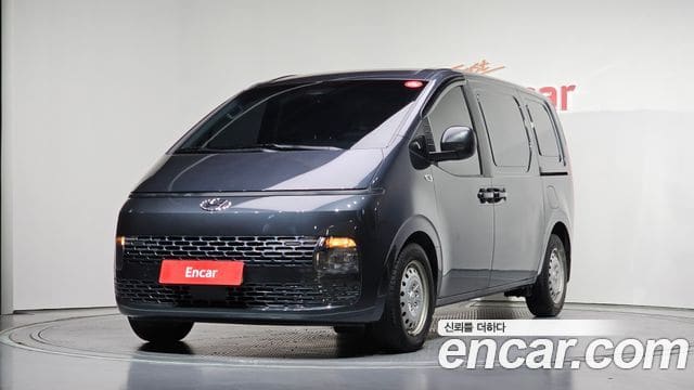 Hyundai Staria — фото 1