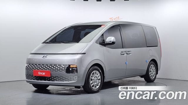 Hyundai Staria — фото 1
