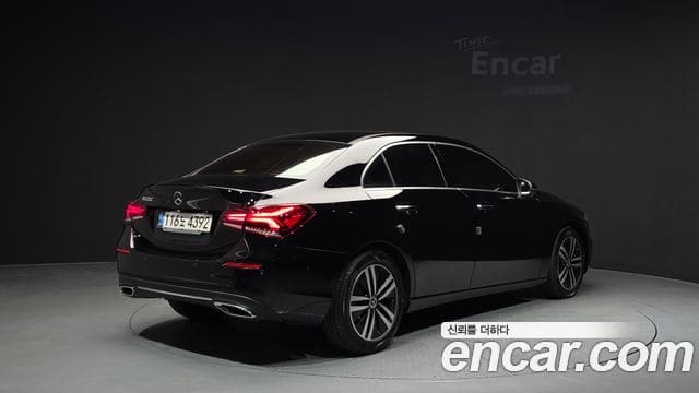 Mercedes-Benz A-Class — фото 1