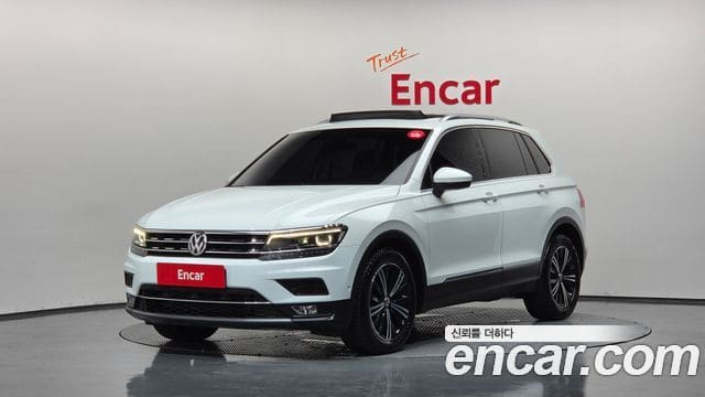 Volkswagen Tiguan — фото 1