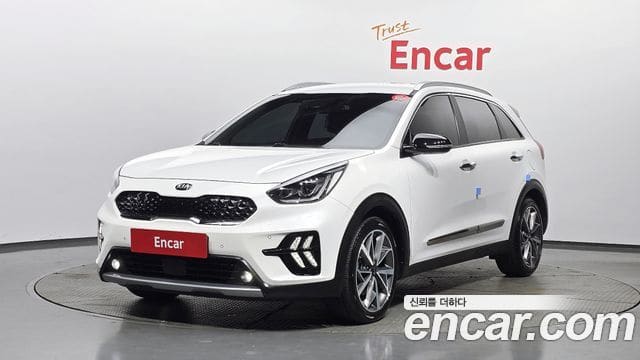 Kia Niro — фото 1