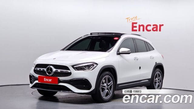 Mercedes-Benz GLA-Class — фото 1