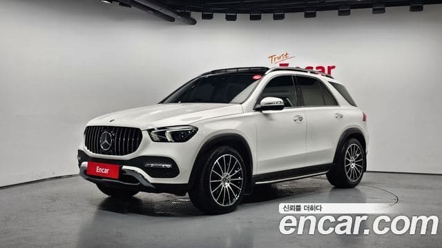 Mercedes-Benz GLE-Class — фото 1