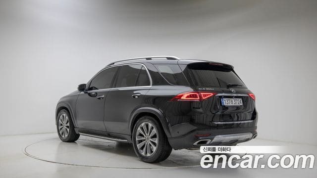 Mercedes-Benz GLE-Class — фото 1