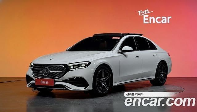 Mercedes-Benz E-Class — фото 1