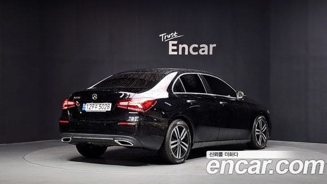 Mercedes-Benz A-Class — фото 1