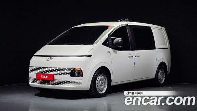 Hyundai Staria — фото 1