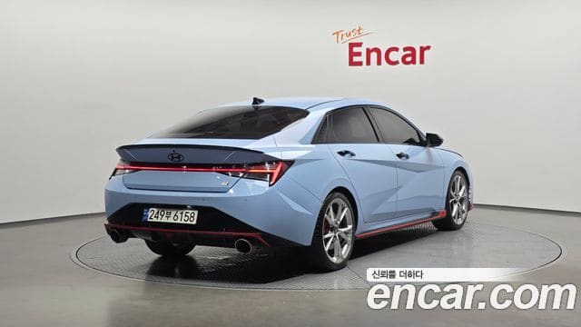 Hyundai Avante — фото 1
