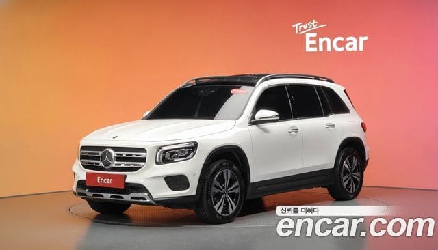 Mercedes-Benz GLB-Class — фото 1