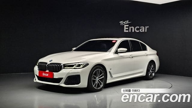 BMW 5 Series — фото 1