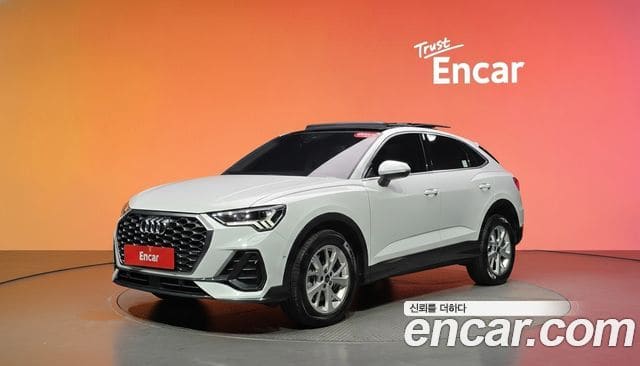 Audi Q3 — фото 1