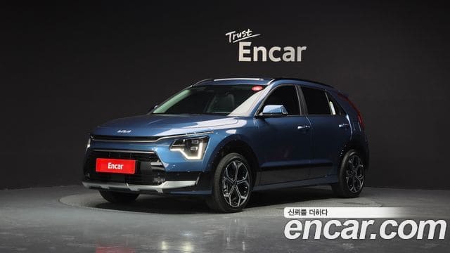 Kia Niro — фото 1