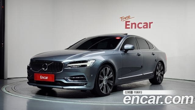 Volvo S90 — фото 1