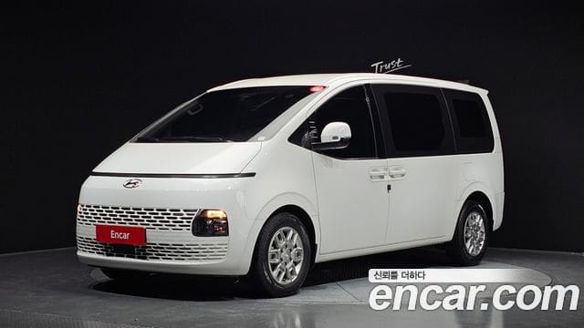 Hyundai Staria — фото 1