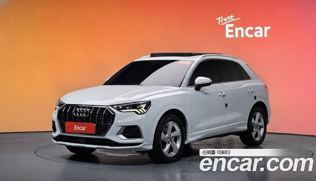 Audi Q3 — фото 1