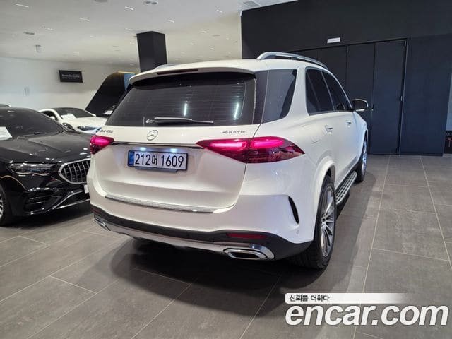 Mercedes-Benz GLE-Class — фото 1