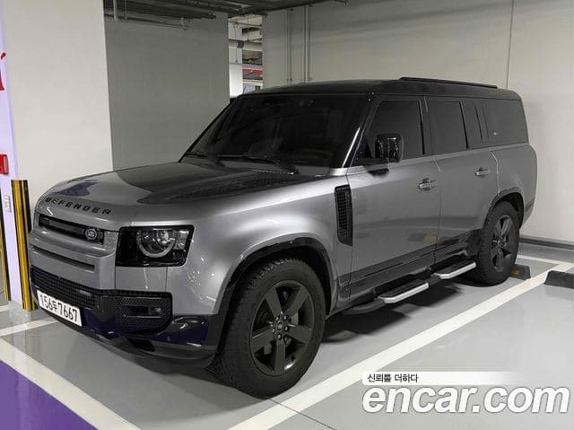 Land Rover Defender — фото 1