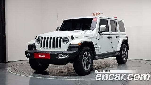 Jeep Wrangler — фото 1