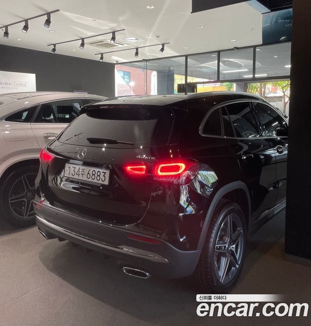 Mercedes-Benz GLA-Class — фото 1