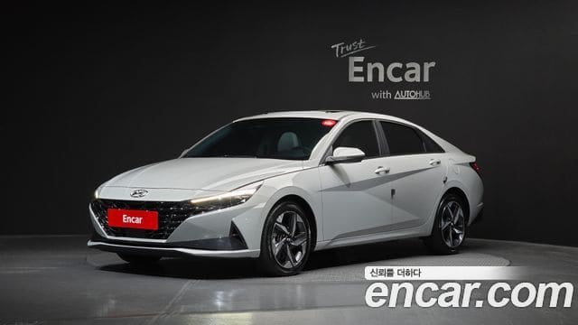 Hyundai Avante — фото 1