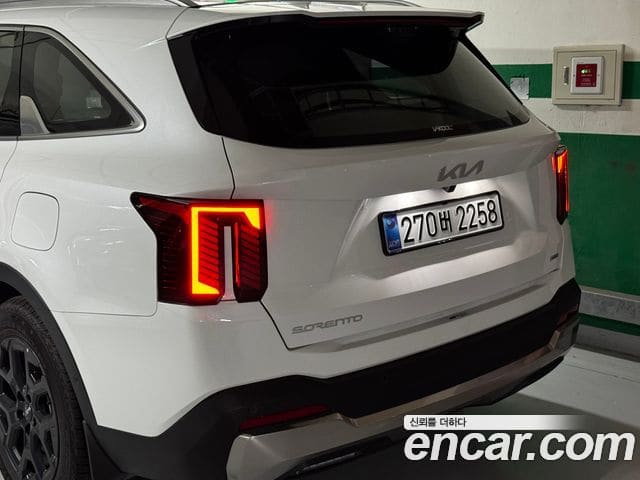 Kia Sorento — фото 1