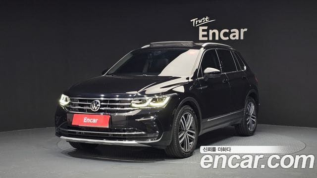 Volkswagen Tiguan — фото 1