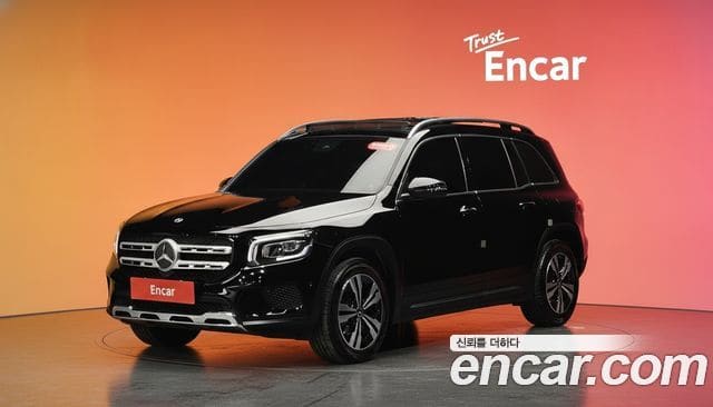 Mercedes-Benz GLB-Class — фото 1