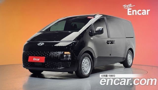 Hyundai Staria — фото 1