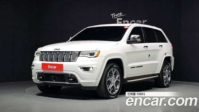 Jeep Grand Cherokee — фото 1