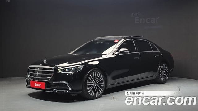 Mercedes-Benz S-Class — фото 1