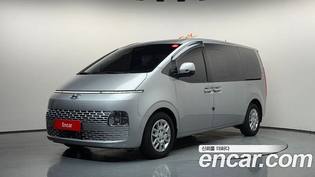 Hyundai Staria — фото 1