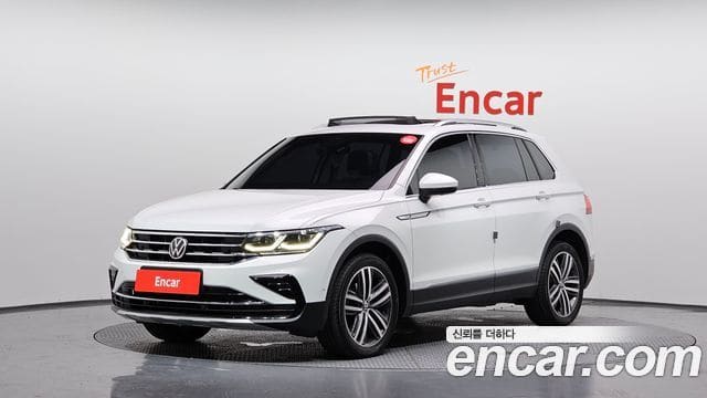 Volkswagen Tiguan — фото 1