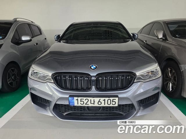 BMW 5 Series — фото 1