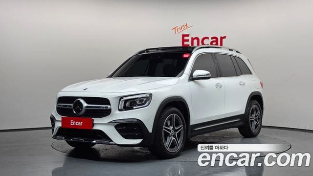 Mercedes-Benz GLB-Class — фото 1