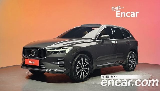 Volvo XC60 — фото 1