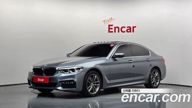 BMW 5 Series — фото 1