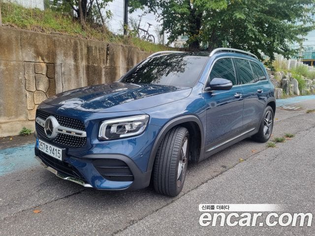 Mercedes-Benz GLB-Class — фото 1