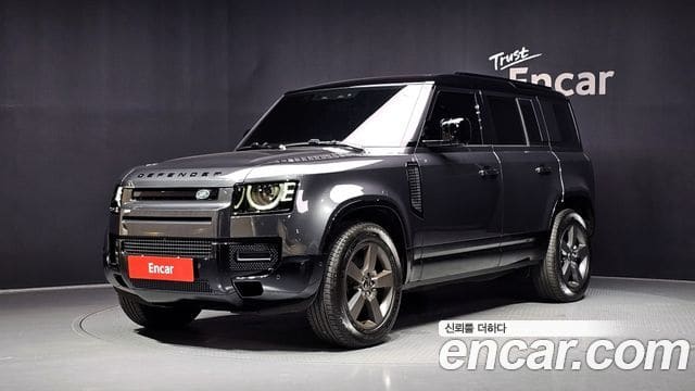 Land Rover Defender — фото 1